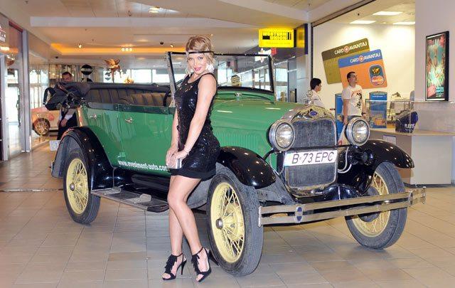 Gina Pistol, shooting incendiar in masini de epoca