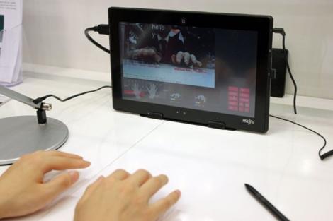 Fujitsu face tastatura virtuala prin webcam
