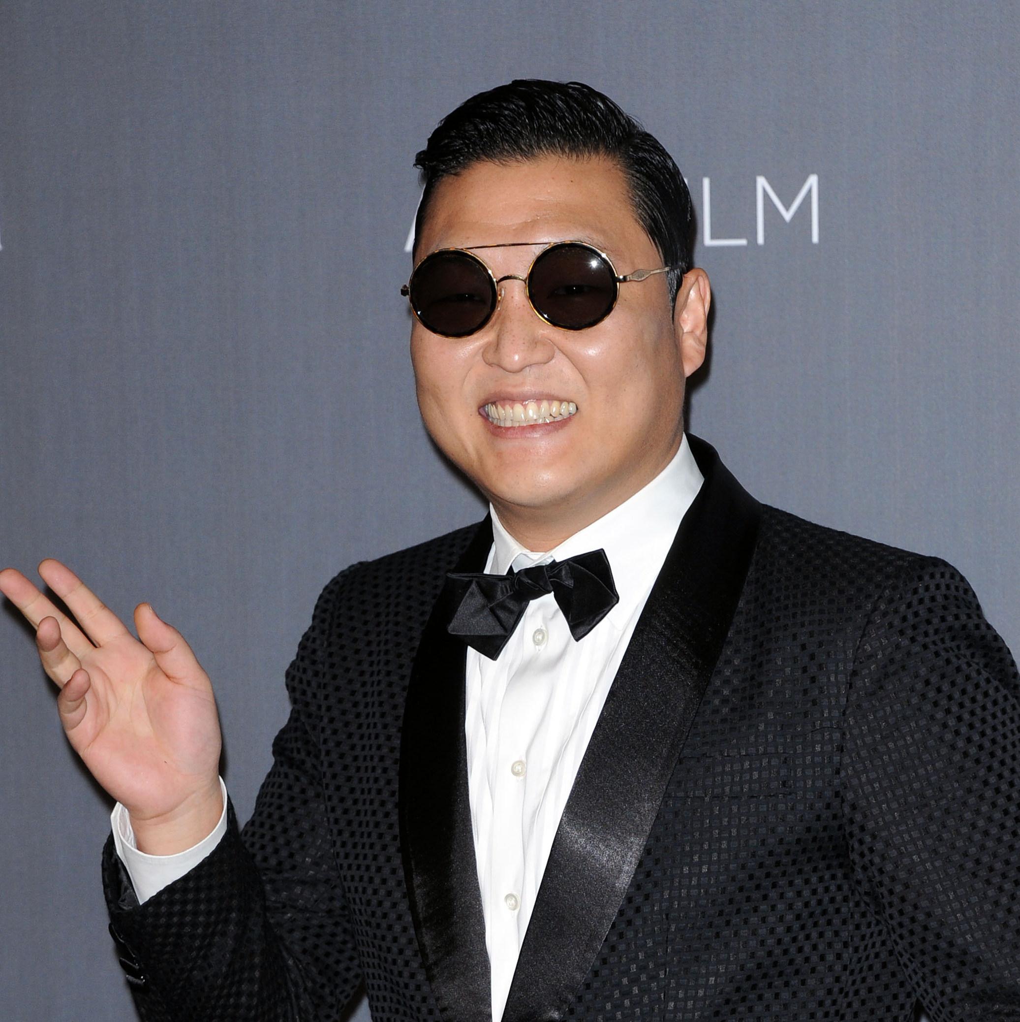 PSY pregateste o mega SURPRIZA pentru fani! Va lansa o piesa noua si va concerta LIVE pe Youtube 