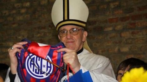 Noul Suveran Pontif este microbist! Papa Francisc tine cu San Lorenzo