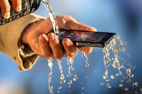Smartphone-urile Xperia Z se inchid singure, aleatoriu si permanent