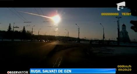 Un video in care ar fi surprins impactul dintre un OZN si meteoritul care a lovit Rusia face furori pe Internet