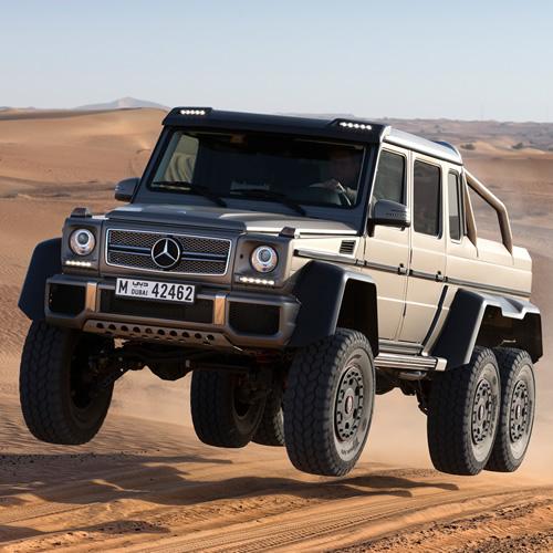 FOTO! Cine s-ar putea bate cu "monstrul" pe sase roti? Noul Mercedes-Benz G63 AMG 6x6