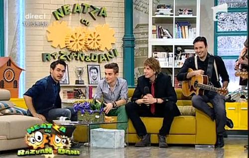 Castigatorii X Factor, Tudor Turcu si Andrei Leonte, sunt "baieti de gasca": Au venit la Neatza incarcati cu daruri