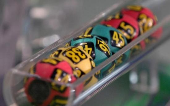Loto 6/49, Loto 5/40, Joker si Noroc: Vezi numerele castigatoare extrase duminica, 14 aprilie!