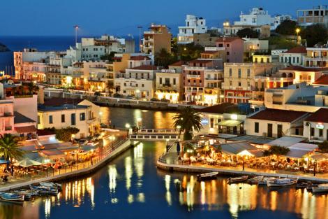 Agios Nikolaos – statiunea boema din Creta