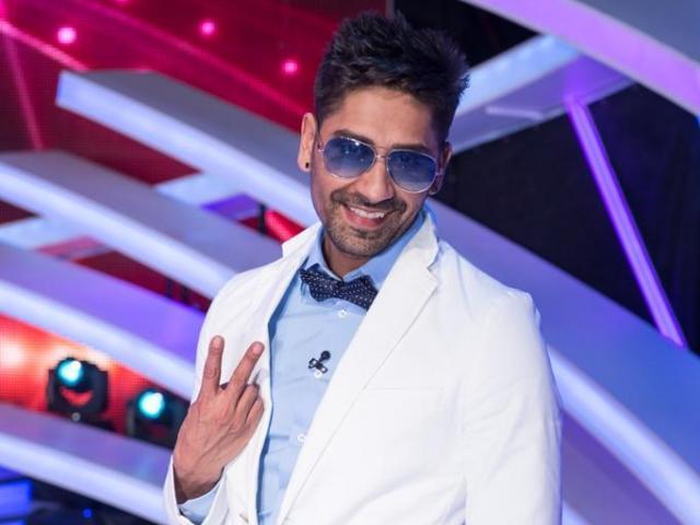 Connect-R isi terorizeaza vecinii de bloc: "Sunt cam uituc si i-am inundat in acelasi an de doua ori"