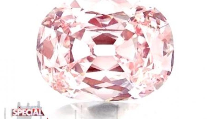 Un diamant roz a fost vandut cu un pret record: 39 de milioane de dolari!