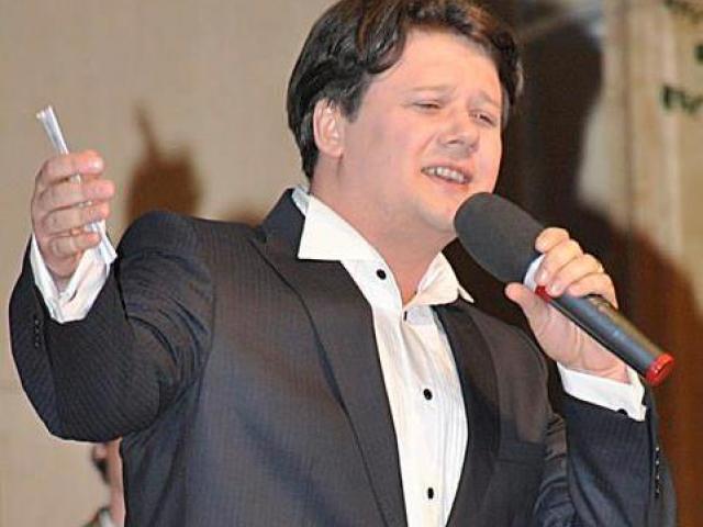 Laudat sau contestat, FUEGO castiga in zece zile cat altii in ani. Afla la cat se ridica onorariile artistului!