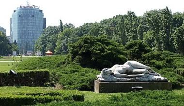 Dezvoltatorii de locuinte se dezmortesc: o noua investitie, de 7-8 mil. euro, "pe teava" in zona Herastrau