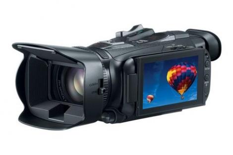 Canon anunta VIXIA HF G30, o camera cu pretentii