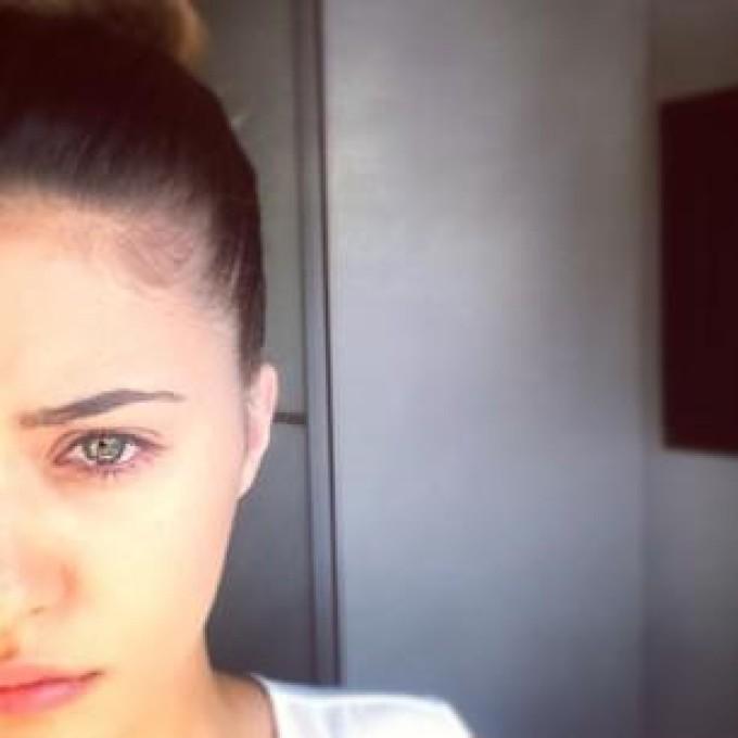 Fire joviala si vesela, ANTONIA a clacat. E trista, cu ochii rosii si plini de lacrimi! (FOTO)