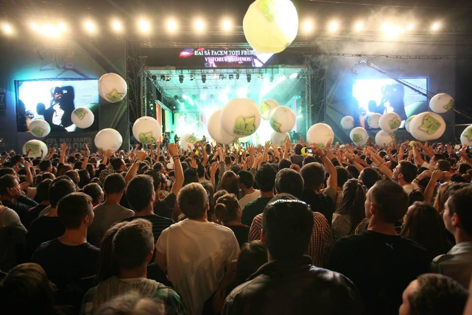 FORZA ZU a lansat "Viitorul luminos", imnul care a strans laolalta cei mai tari artisti ai momentului! Vezi VIDEO!