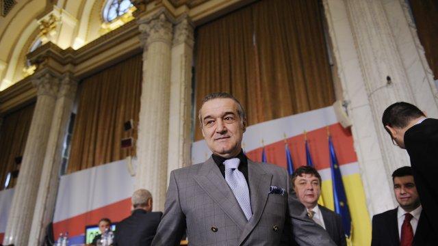 Gigi Becali, condamnat la trei ani de inchisoare cu executare!