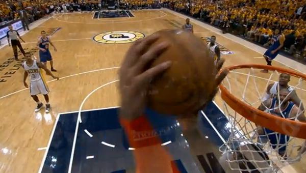 VIDEO: Faza anului in baschet! Vezi cum arata "capacul" perfect in NBA