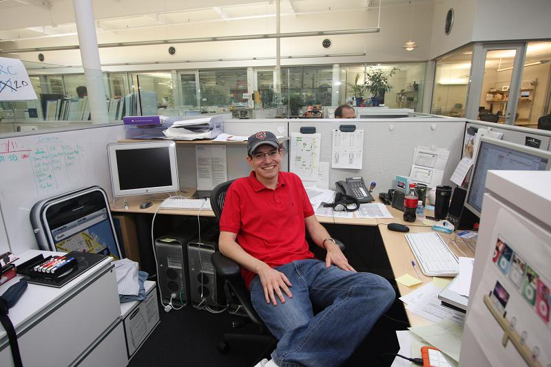 Magia APPLE: Cum arata SEDIUL celei mai tari companii din lume... GALERIE FOTO