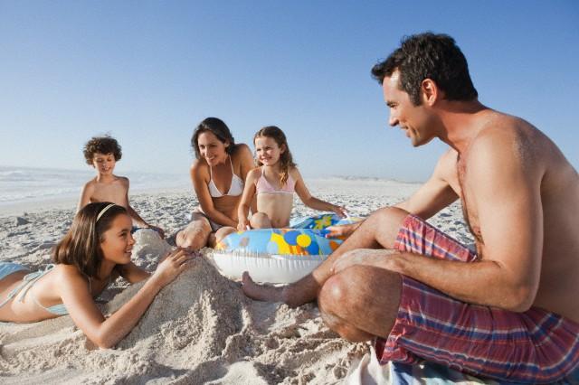 Vacante gratis plus bani de buzunar pentru copil