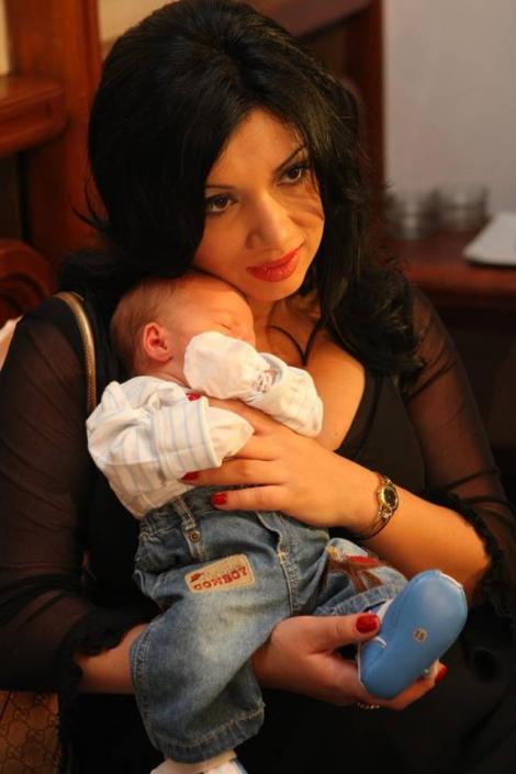Adriana Bahmuteanu: "M-am impacat cu Silviu Prigoana la cimitir, la mormantul copilului nostru!"