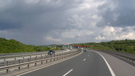 Germania ar putea renunta la viteza nelimitata pe autostrazi