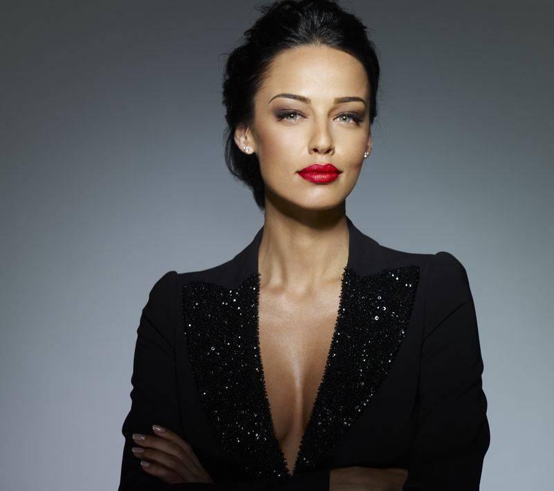 De nerecunoscut! Andreea Raicu, amintiri de la inceputul carierei: tunsa scurt si cu tepi! (FOTO)