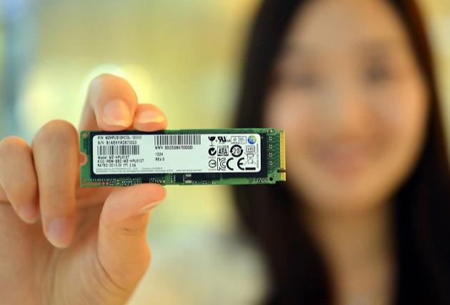 Primul SSD cu conexiune PCIe, produs de Samsung