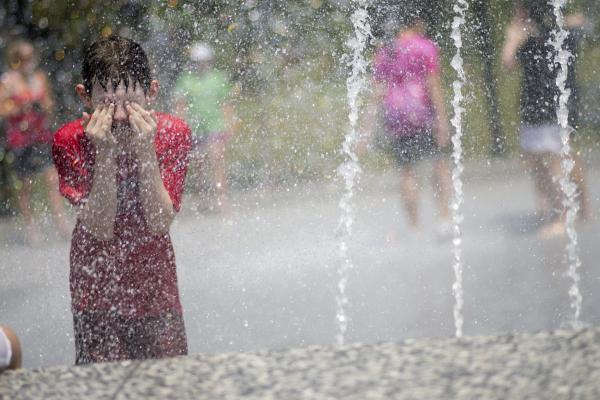 Ne loveste canicula! Temperaturile vor atinge, astazi, pragul de 36 grade Celsius