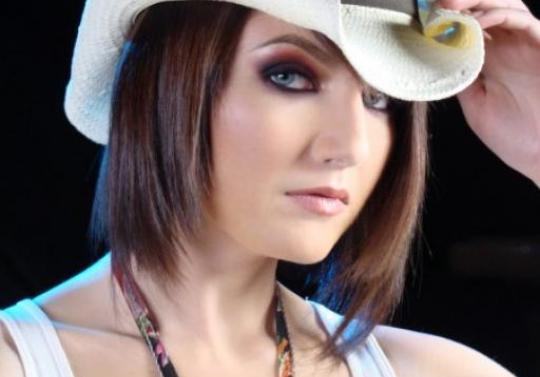 Drama cantaretei Alexandra Ungureanu: ambii parinti au fost diagnosticati cu cancer, iar unul dintre ei s-a stins