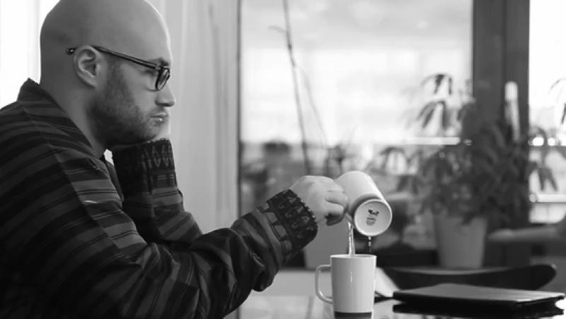 Mihai Bendeac are rolul principal in primul videoclip al trupei After What, “Super Bored”