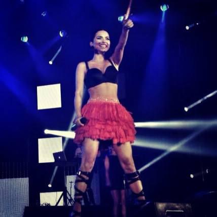 Inna are "sange fierbinte"! Publicul din Acapulco a divinizat-o pe cantareata