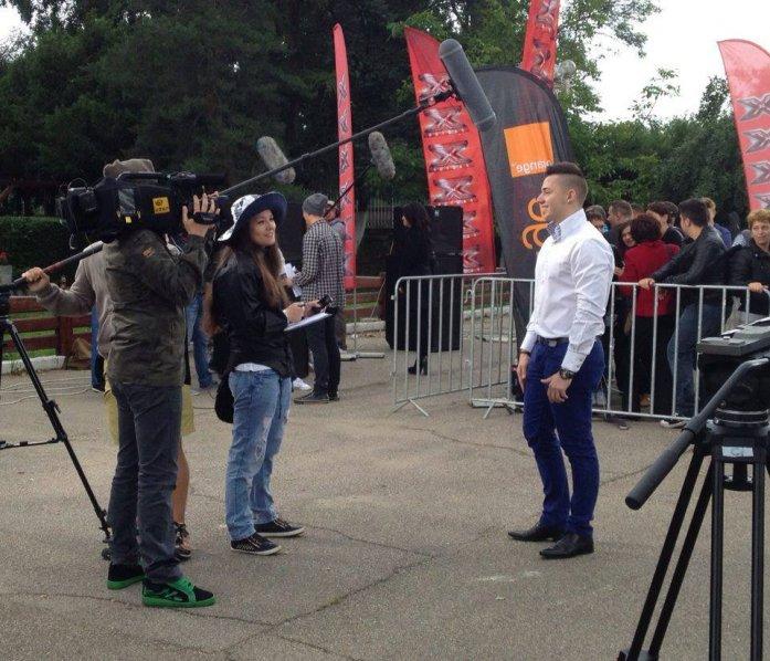 Caravana X Factor ajunge maine la Cluj! Ioan Man ii sustine pe viitorii concurenti!