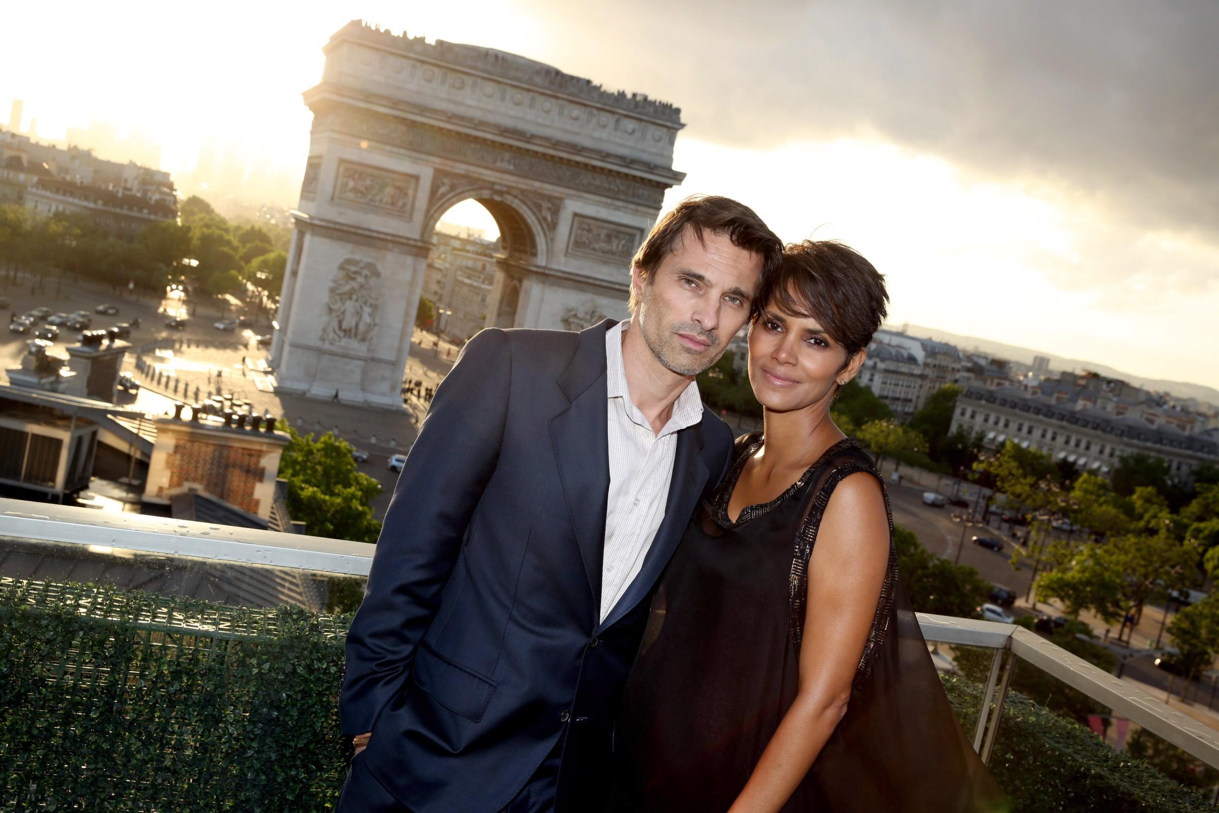 Halle Berry si Olivier Martinez se casatoresc in acest week-end
