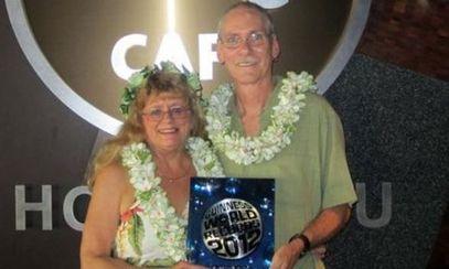 RECORD! Maratonul casatoriei: Un cuplu si-a oficializat relatia de 106 ori