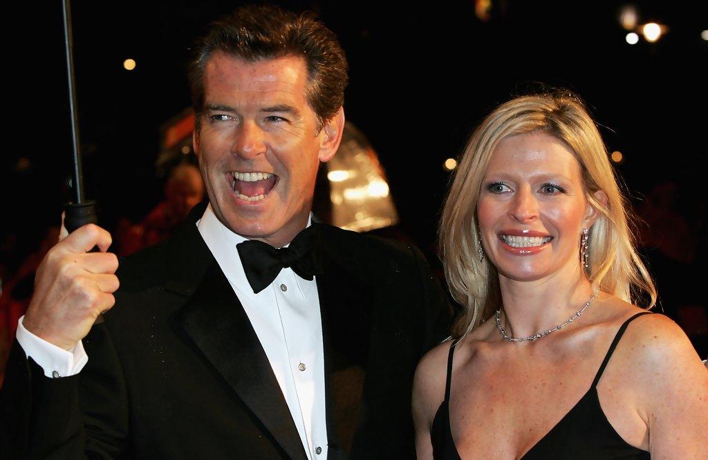 Fiica lui PIERCE BROSNAN, rapusa de cancer ovarian