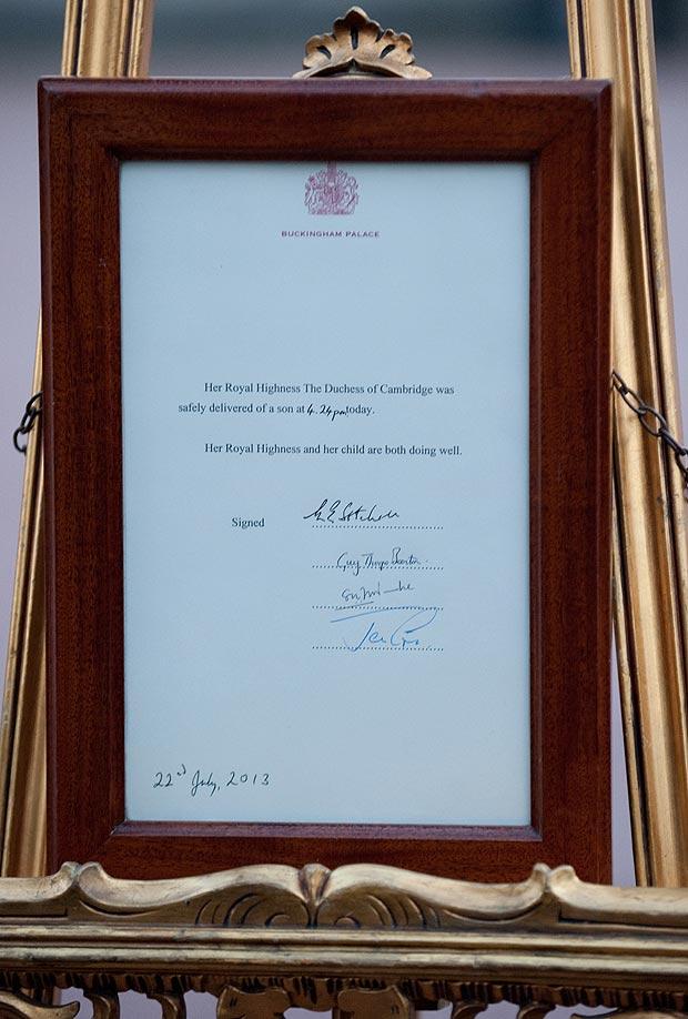 It's a boy! Ducesa de Cambridge a nascut un baietel!