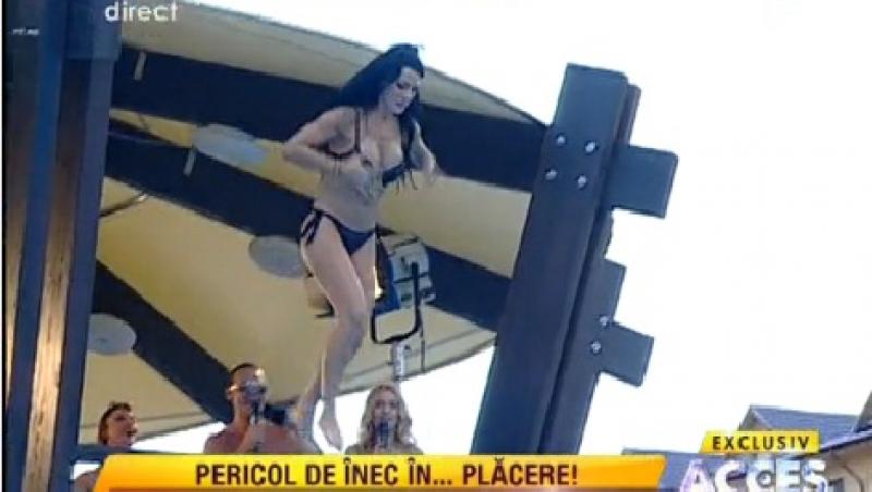 Andreea Popescu, Silvia Launeanu si Cornel Pasat, sarituri spectaculoase in piscina