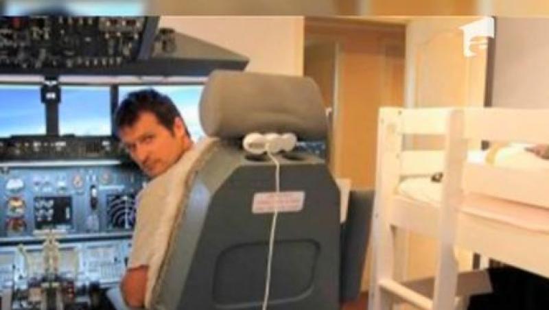 Un francez si-a creat propria cabina de avion in dormitor!