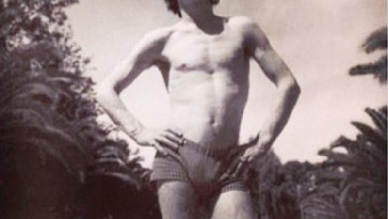 FOTO de colectie: Mick Jagger, in costum de baie, la 21 de ani!