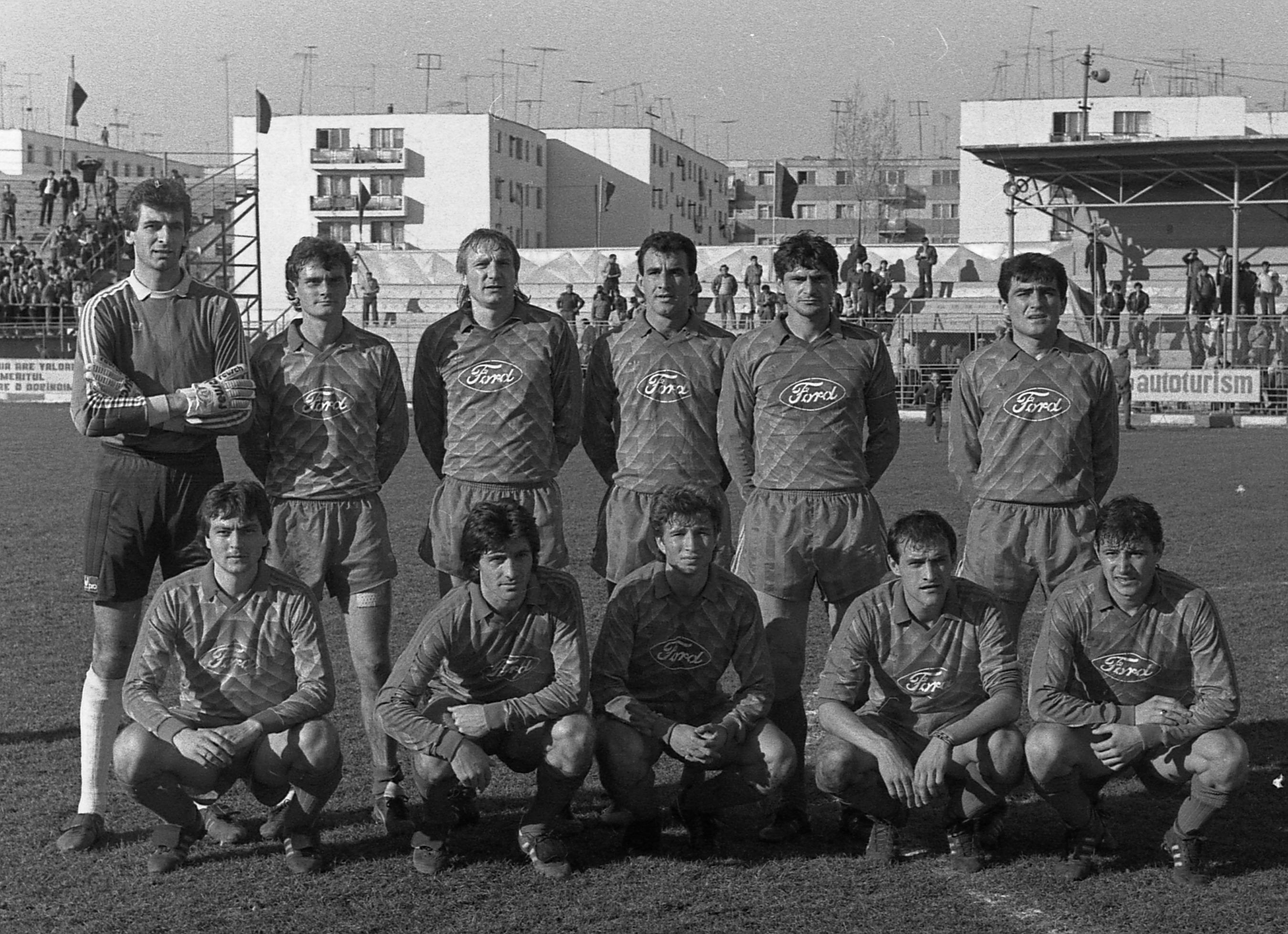 FOTO! In urma cu 23 de ani imbraca tricoul Stelei, acum a ajuns antrenor la CFR Cluj si debuteaza contra ros-albastrilor