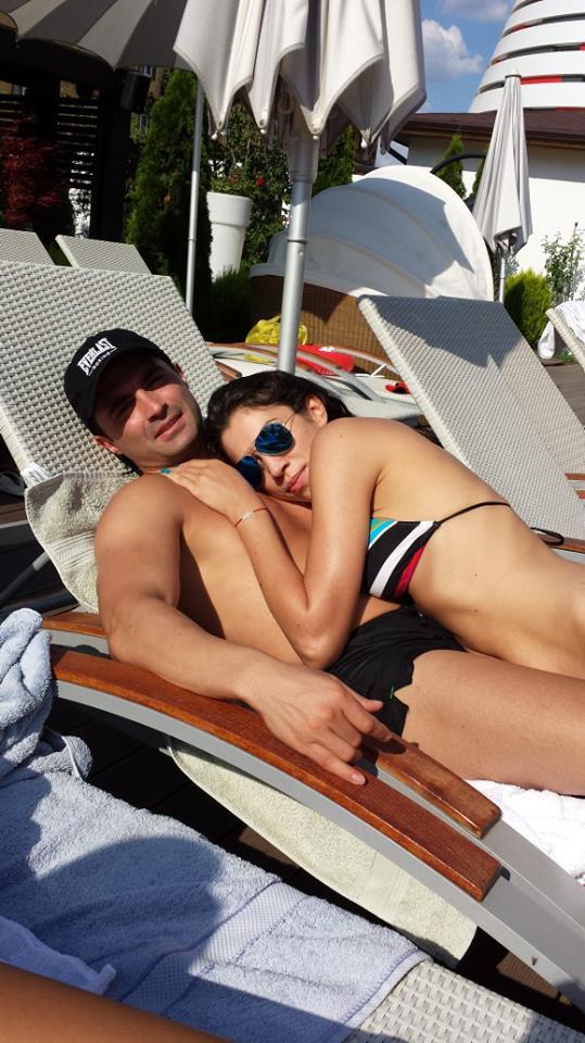 Iata de ce cheama Pepe preotul la el acasa!