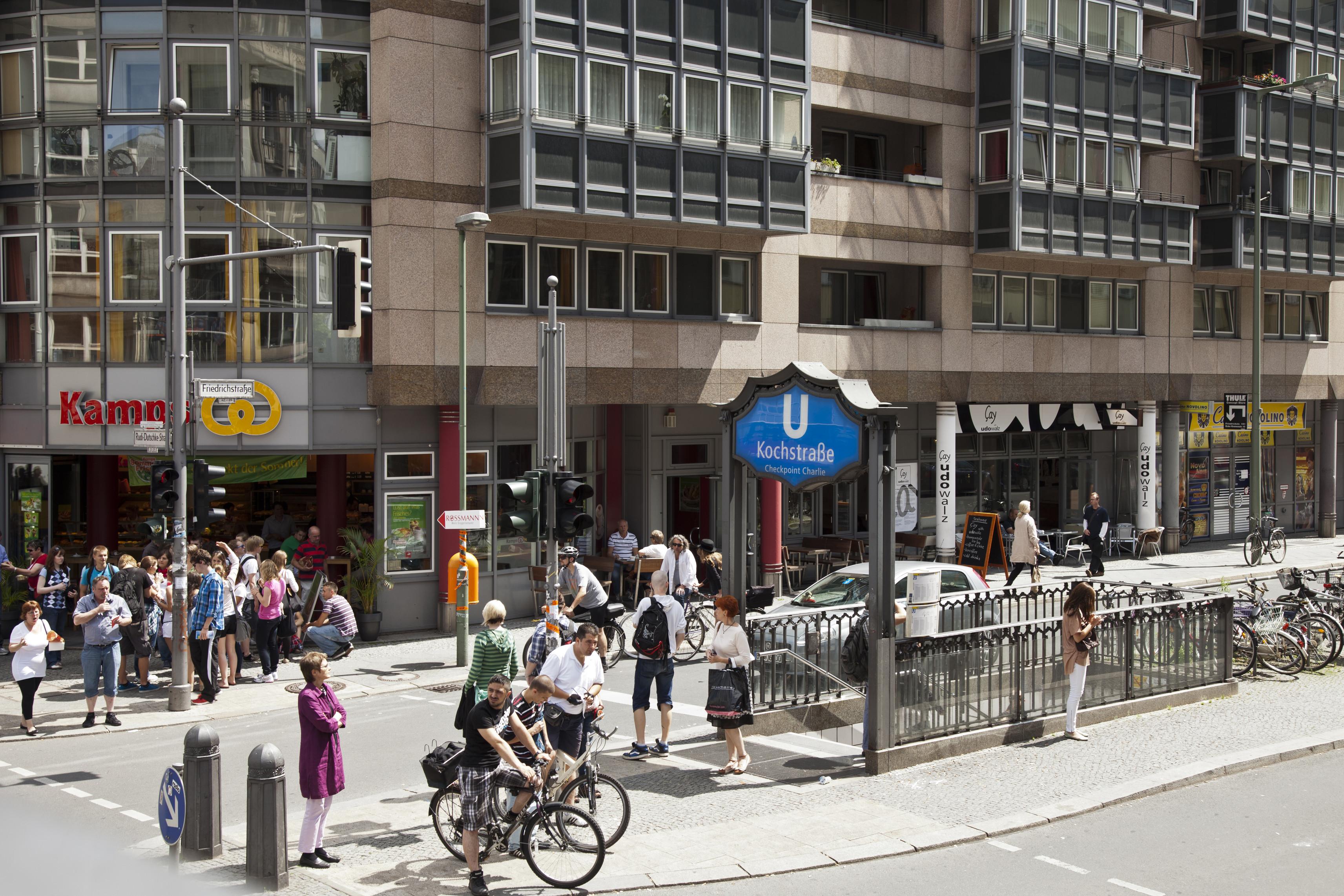 Germania spune stop discriminarii. Va introduce un al treilea gen pe certificatele de nastere