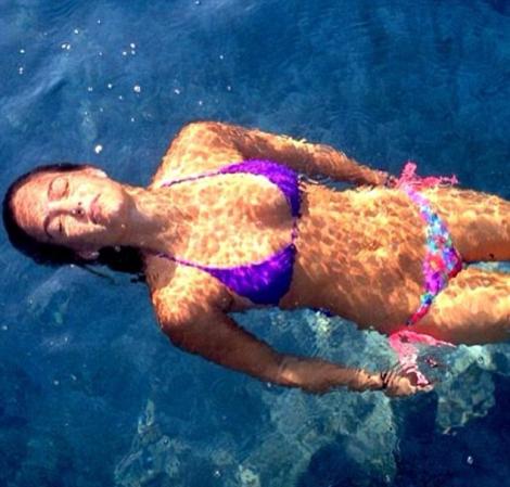 FOTO! O vara in bikini: Bar Refaeli