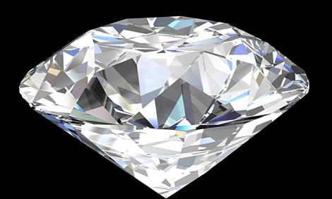 Inel cu diamante in valoare de 70.000 de euro, furat dintr-un magazin de bijuterii din Cannes