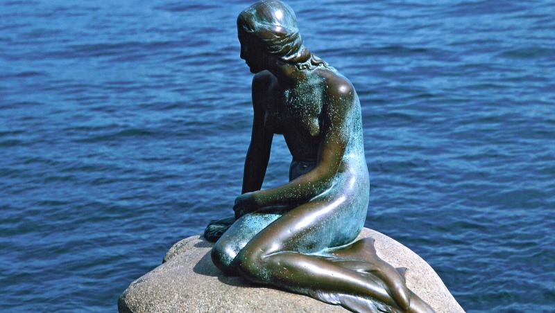 Mica Sirena din Copenhaga a implinit 100 de ani! 