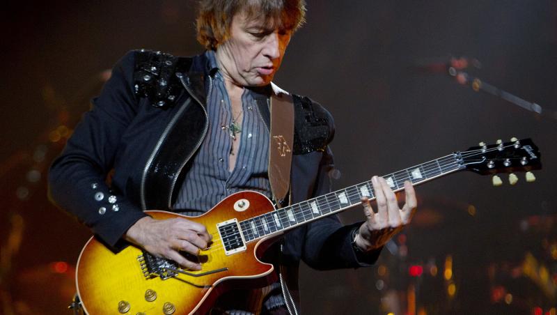 Richie Sambora a parasit trupa Bon Jovi