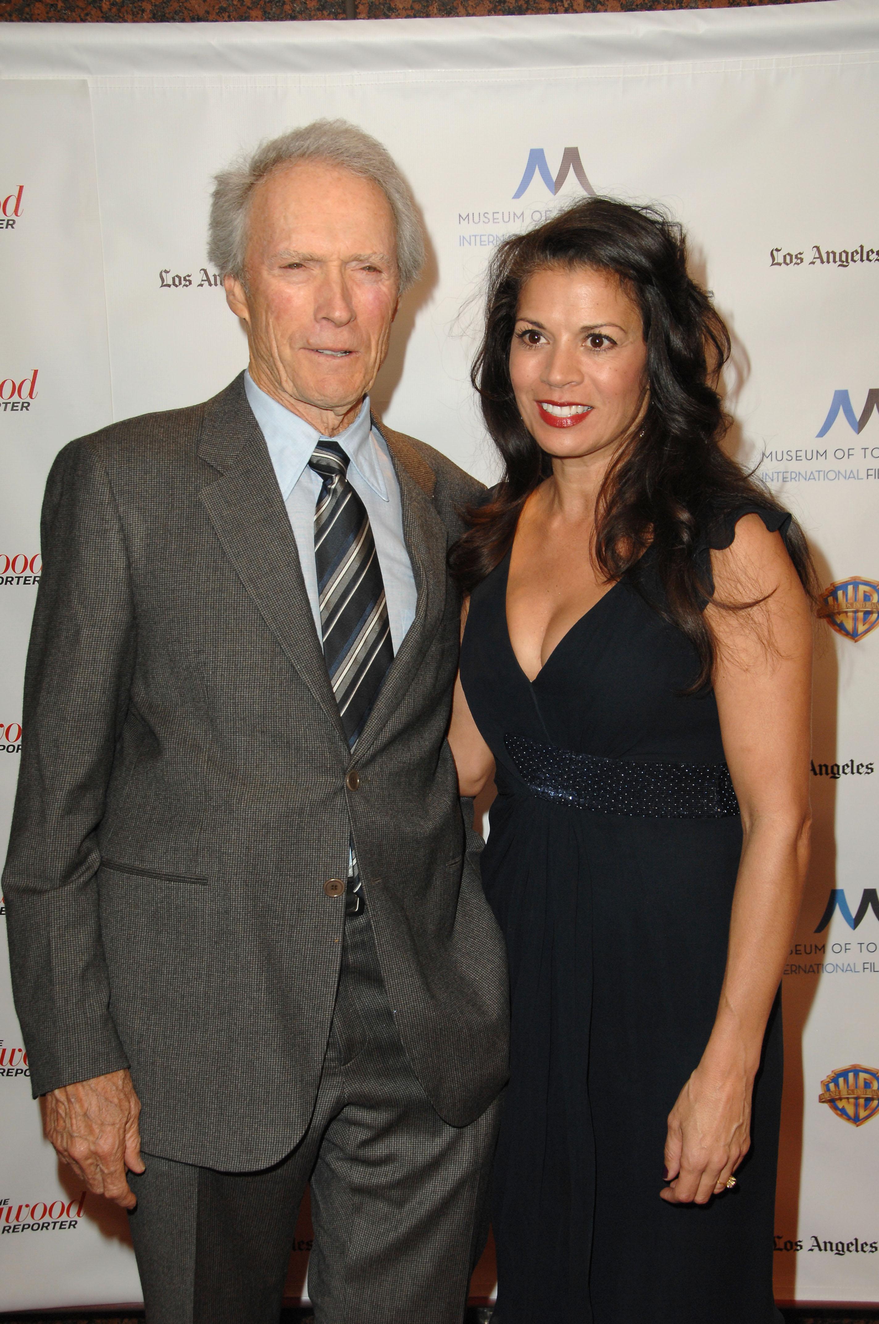 Un alt divort la Hollywood! Clint Eastwood spune adio mariajului cu Dina Ruiz!