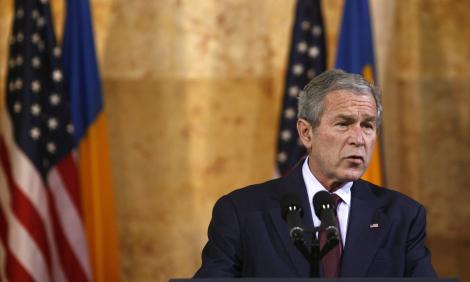 Fostul presedinte al SUA, George W. Bush, a fost operat de urgenta la inima