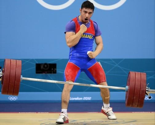 Scandal in lumea sportului! Halterofili, prinsi dopati