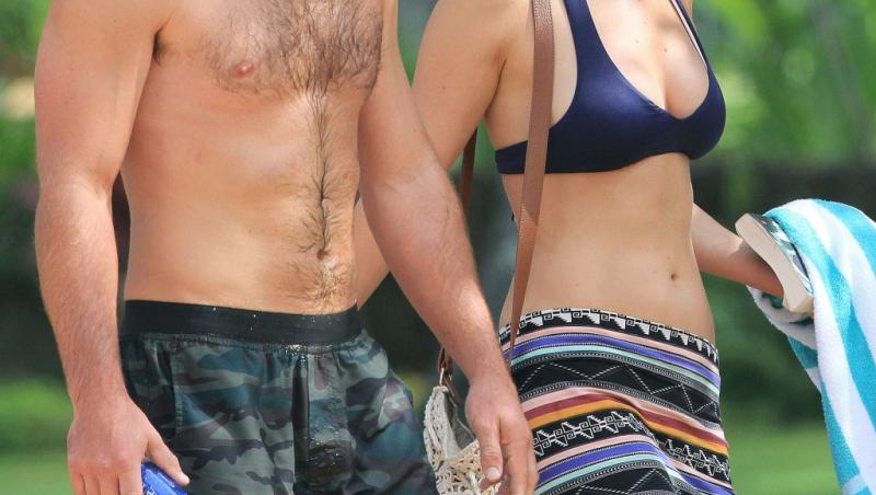 FOTO! Sirenele Hollywood-ului fac show in bikini, sub soarele fierbinte al verii