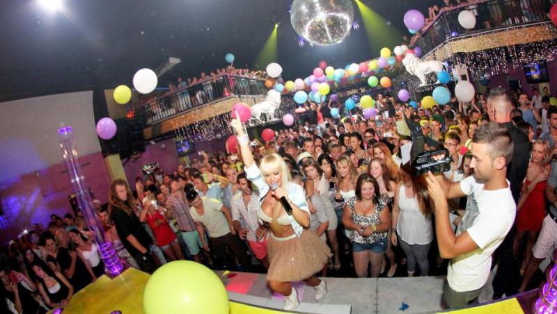 Anda Adam se pregateste de lansarea unui nou clip: TEASERUL piesei 