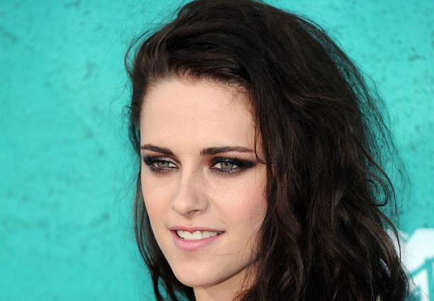 Kristen Stewart a produs 500.000 de dolari in 15 minute